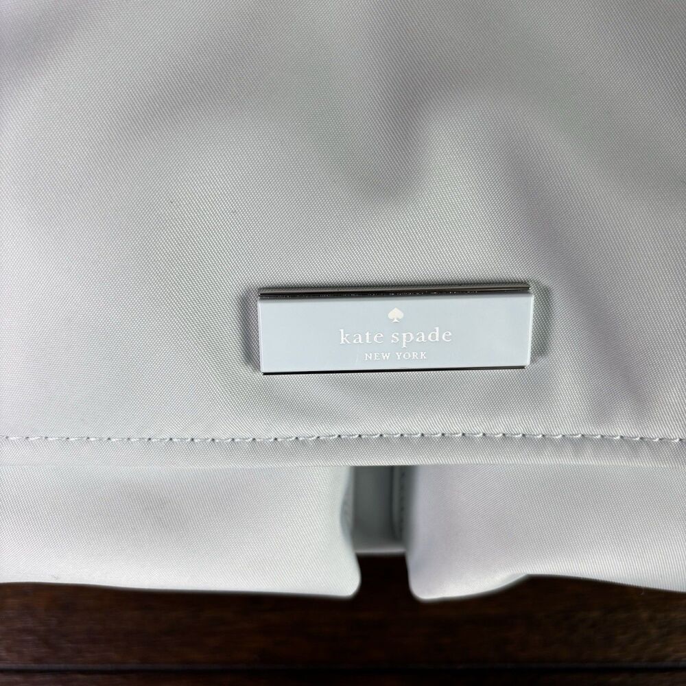 Kate Spade KN672 Carter Ksnyl Cargo Messenger Bag In Crisp Sky EUC - Picture 10 of 16